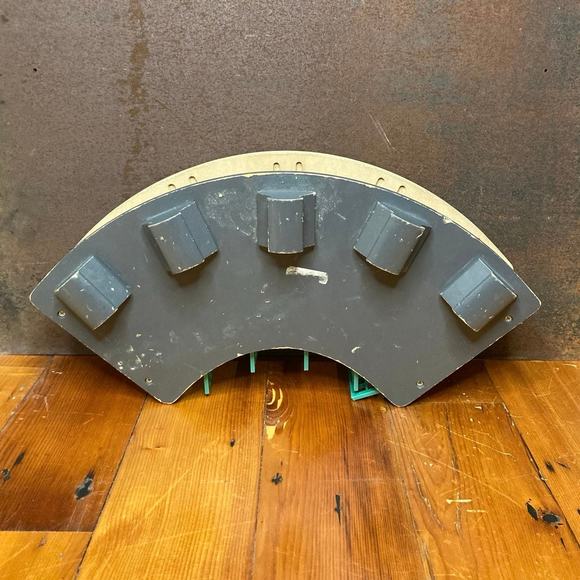 2001 Thomas The Train Wooden Railway Tidmouth Station Roundhouse Engine Shed - Picture 5 of 5